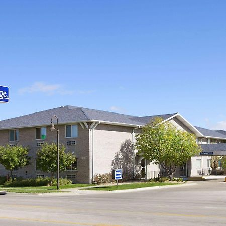 Travelodge By Wyndham Grand Island Exterior foto
