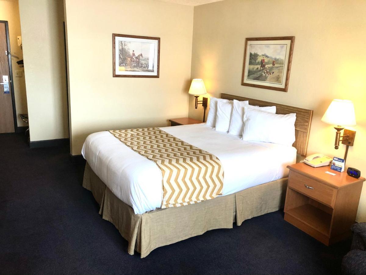Travelodge By Wyndham Grand Island Exterior foto
